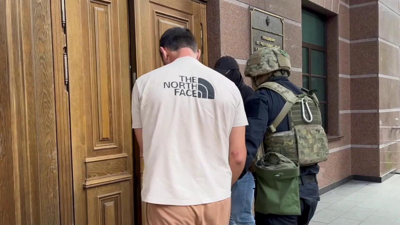 Крупные теракты предотвращены в Брянской, Саратовской областях и в Краснодарском крае