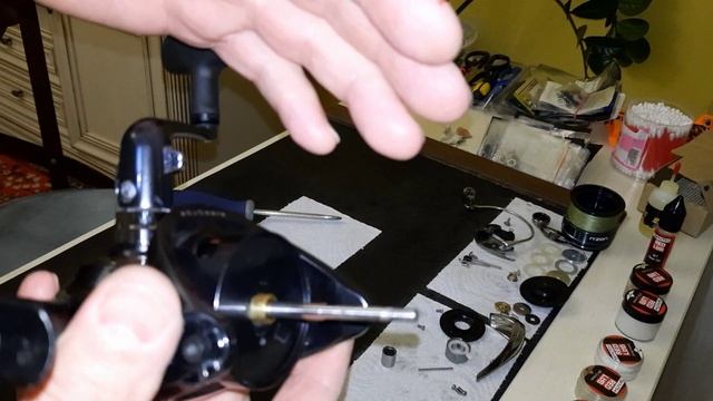 Daiwa N'Zon Plus LT 6000SS-P. Регулировка люфта ручки.