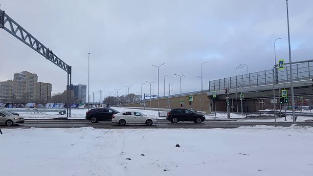 Новая дорожная развязка на Локомотивной.