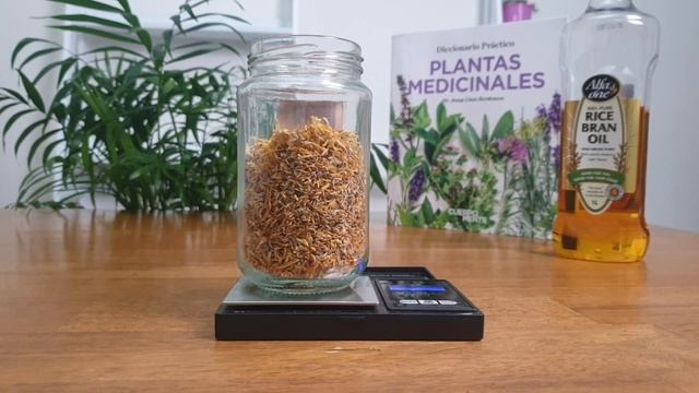 🌿 Oleato o macerado casero de caléndula 🌼 | Cosmética natural casera