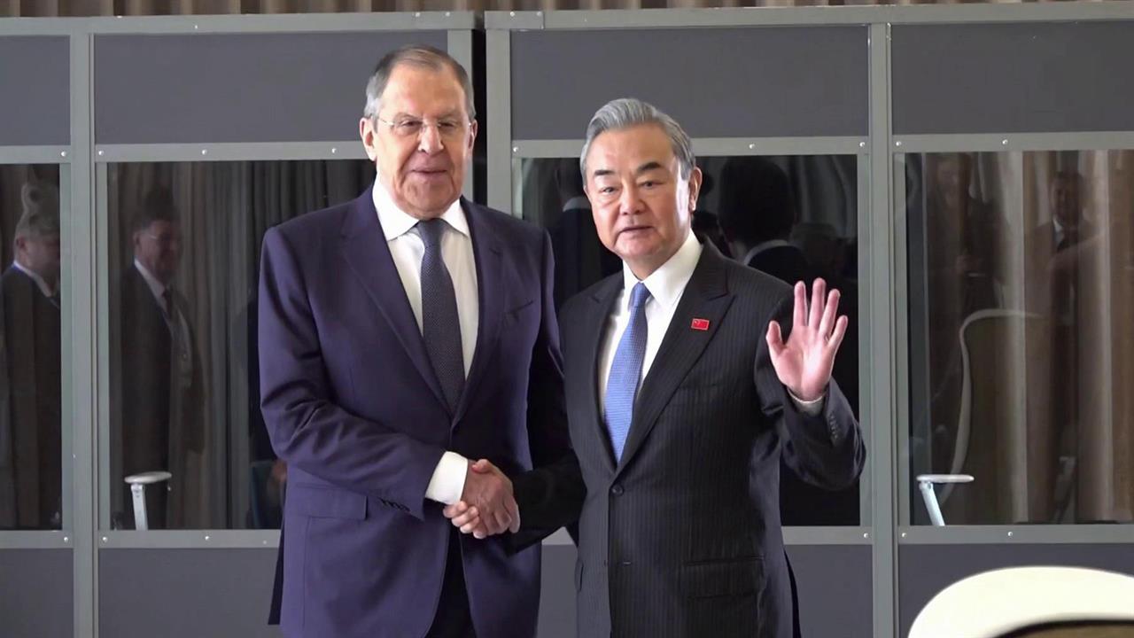 Глава МИД Сергей Лавров провел переговоры с лидером ЮАР и коллегами из разных стран