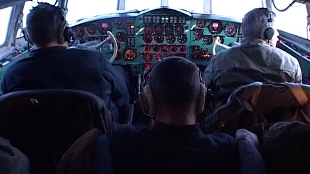 Пилоты Северного флота провели тренировки в небе над Заполярьем