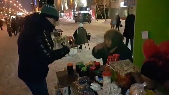 Пользователи соцсетей призывают казахстанцев к акции «Делай добро» (ВИДЕО)