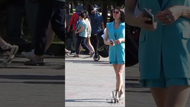 Девушка Прасковья из Подмосковья, С грустью и тоскою снова одна.