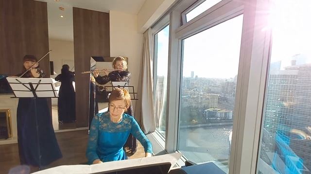 Лойе Соната ми минор, Iч. Ларго
Loeillet Sonata in e minor Largo