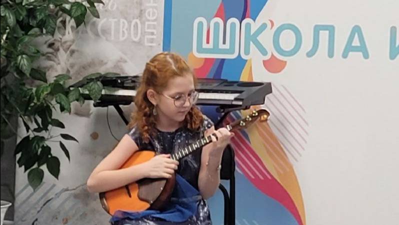 Дмитриева Антонина 11 лет домра