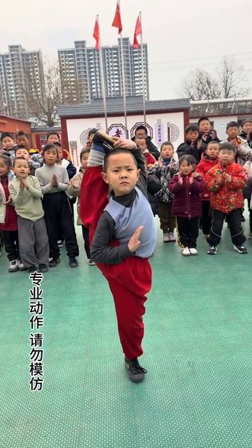 Школьники мл классов