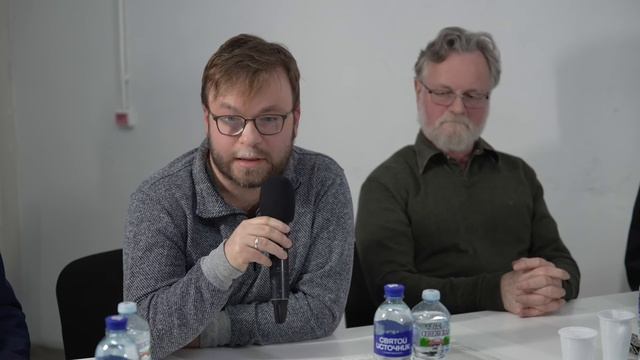 ДЕБАТЫ О ФАШИЗМЕ： ФАШИСТЫ ПРОТИВ РОССИИ