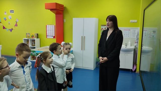 Подгрупповое логопедическое занятие на тему: Путешествие по страницам сказки "Гуси-Лебеди"