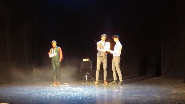 Комедийное иллюзионное шоу "Бах со Смайлом" 2 min