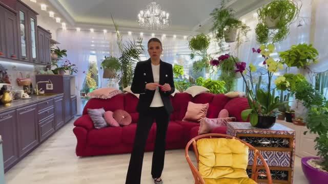 Дом в Карелии с оранжереей, камином и банным комплексом.