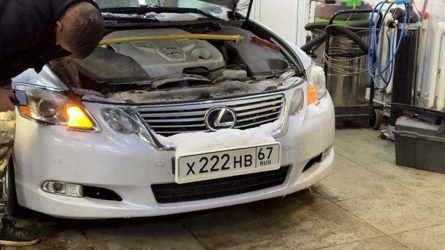 Lexus GS300 - Светодиодный поворотник vs. Обычный
