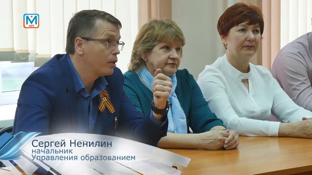 Школьники побывали в МГУ и "ЕВРАЗе"