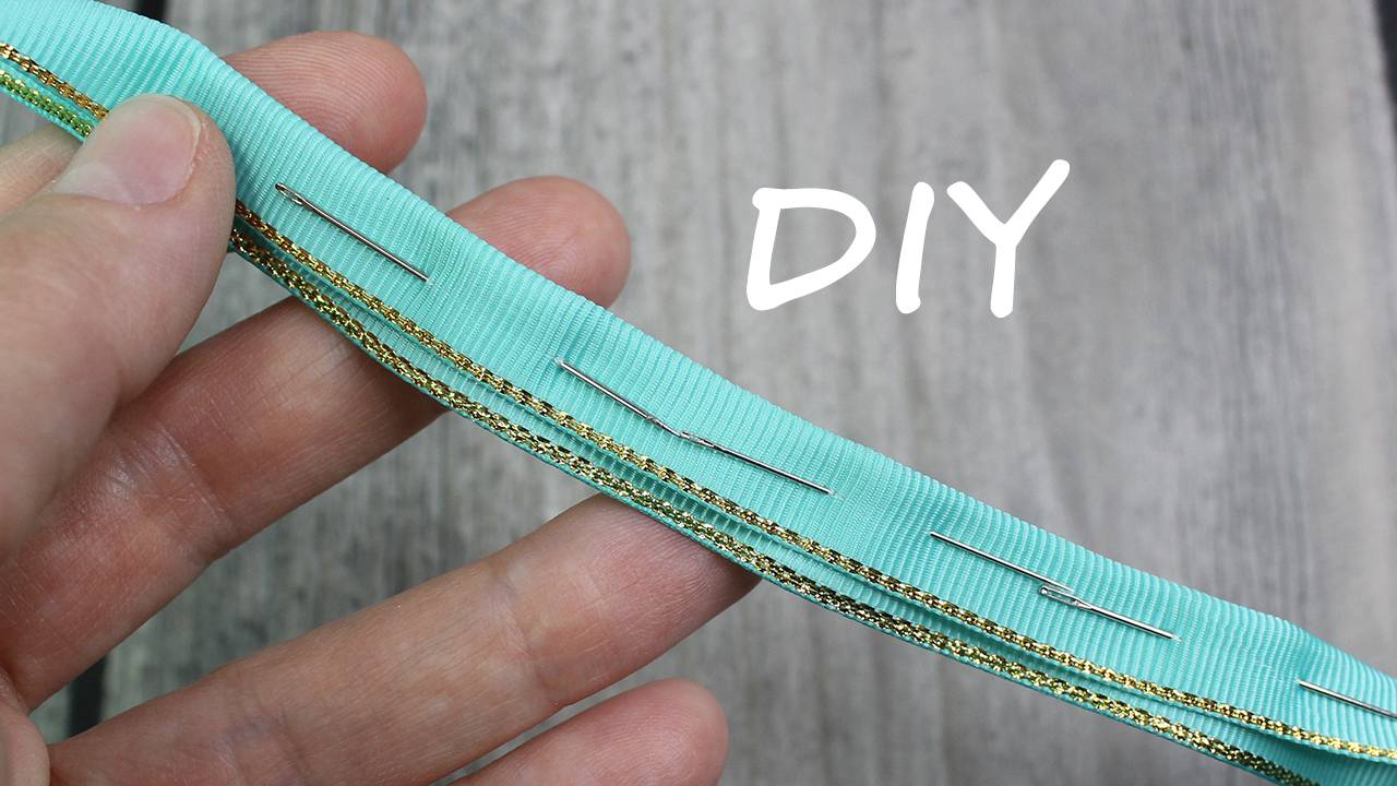 Простой способ сделать цветок канзаши из репсовых лент