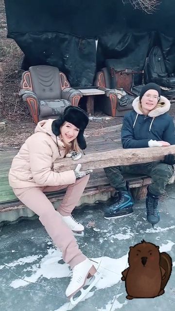 живите  позитивно.
сидим с бобром за столом