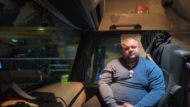 КАК СТАТЬ ДАЛЬНОБОЙЩИКОМ БЕЗ ОПЫТА И СТАЖА?