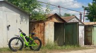 Металлический гараж получил вторую жизнь.
