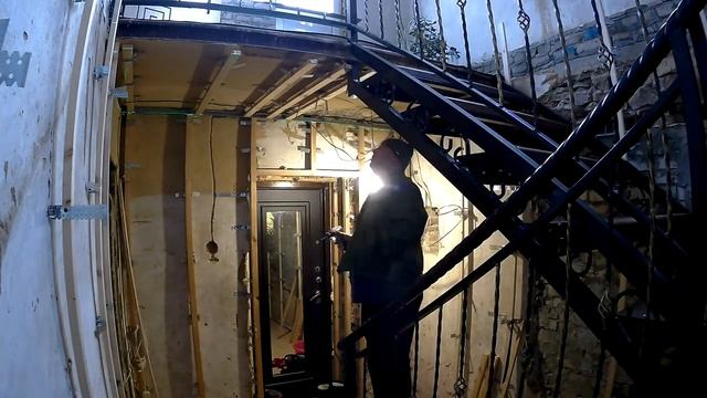 ЖИВЕМ В ДЕРЕВНЕ!!!УТРЕННЯЯ ПРОГУЛКА!!!РЕМОНТ ДЕРЕВЕНКОГО ДОМА!!!ОБРЕШЕТКА ГОТОВА!!!Деревенский влог