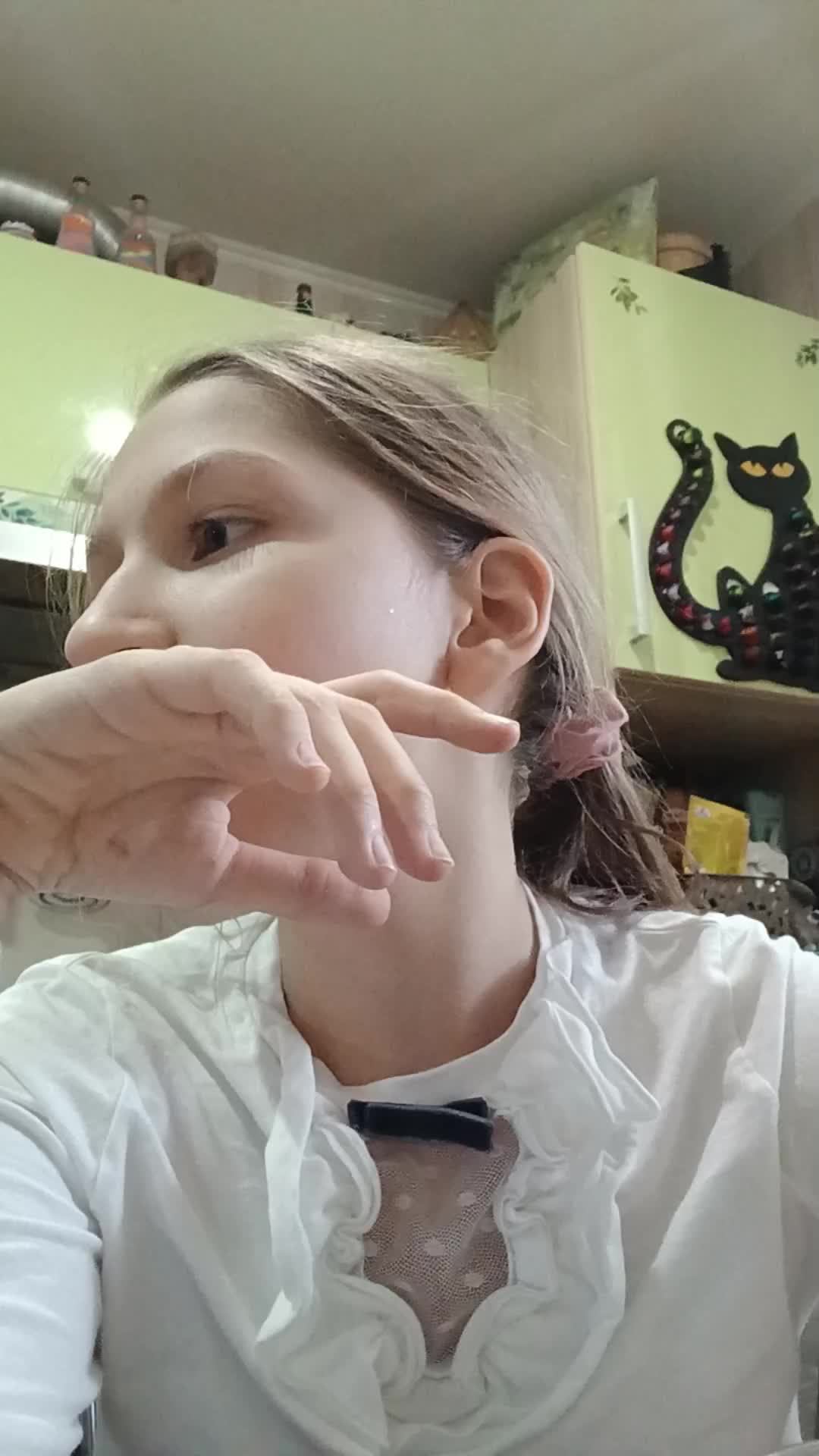кушаю и общаюсь