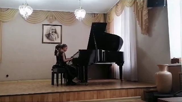 Фортепианное трио (Орлова Л., Евдокимов А., Стафеева И.)
