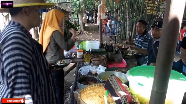 Pasar tradisional Sor Pring  jawa timur kita kembali Ke Jaman Kerajaan