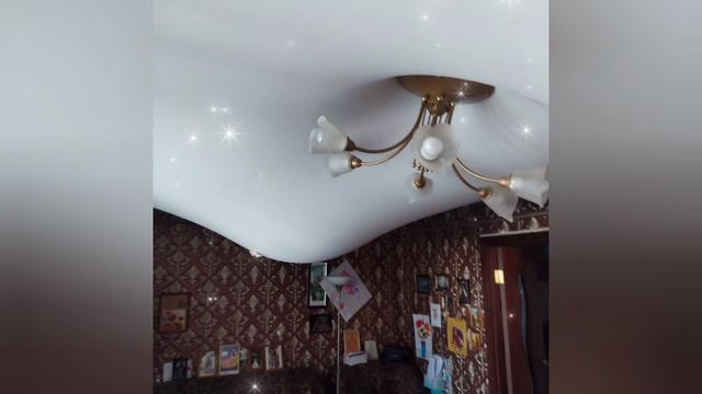 слив воды с натяжного потолка в СПб