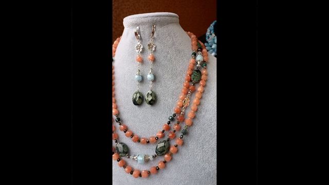 ОЖЕРЕЛЬЯ
КОЛЬЕ
КОМПЛЕКТЫ
УКРАШЕНИЯ ИЗ НАТУРАЛЬНЫХ КАМНЕЙ