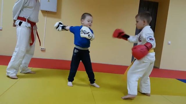 Амир 4 года .mp4