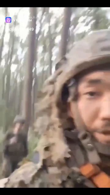 В одиночку вывел срочников из окружения