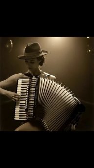 Леди-аккордеон