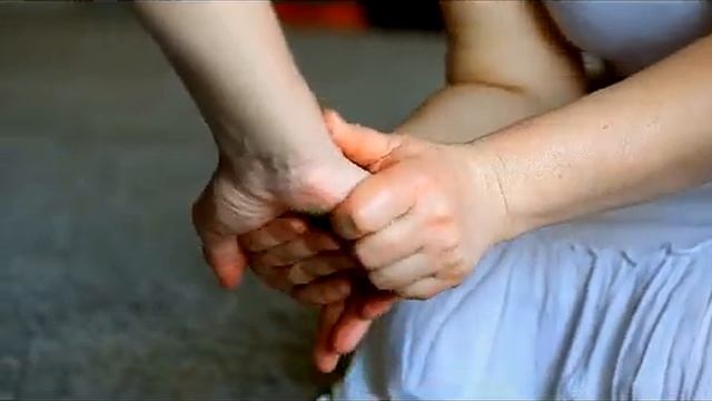 Гавайский массаж ломи ломи нуи