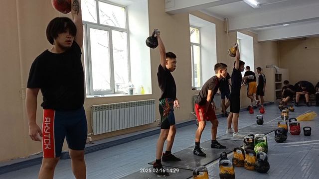 Чемпионат и первентсво г.Якутск 16.02.25г.,рывок мужчины и юноши.