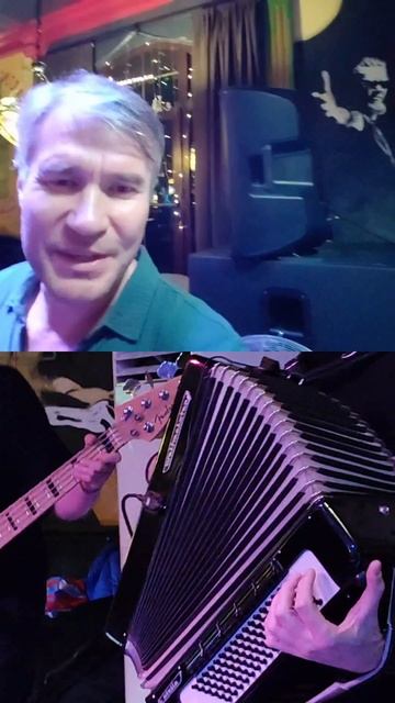 #ПЕТЬ и #ТАНЦЕВАТЬ одновременно - это Лучшая Энергопрактика 🚀
Дыхание перебивается по началу...