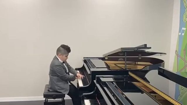 Александров Роберт
