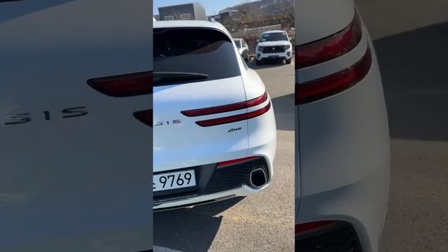 Genesis GV70.mp4