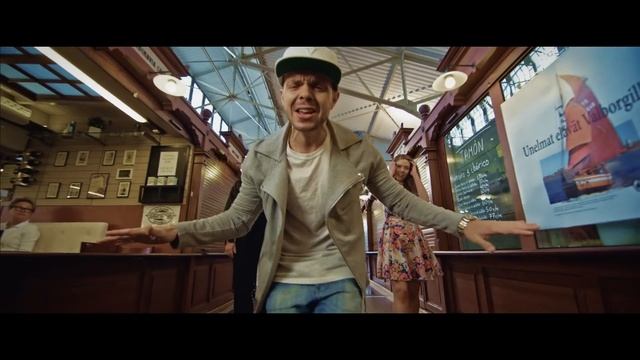 Uniikki - Smäidätään feat. Heikki Kuula & Emma