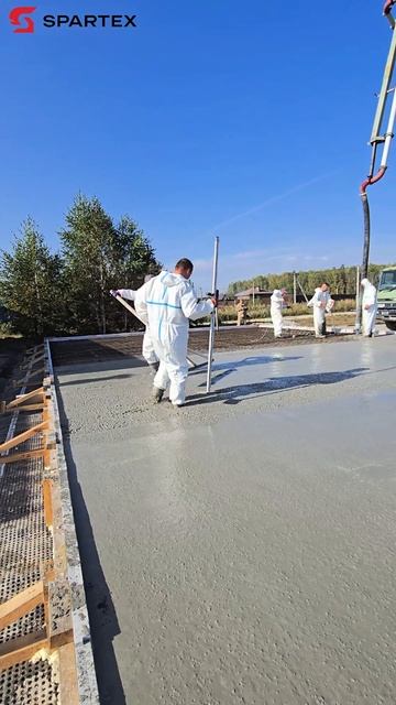 🧱ЗАЛИВАЕМ ФУНДАМЕНТ ПОД КИРПИЧНЫЙ ДОМ| SPARTEX #кирпич #строительство #дома #дом