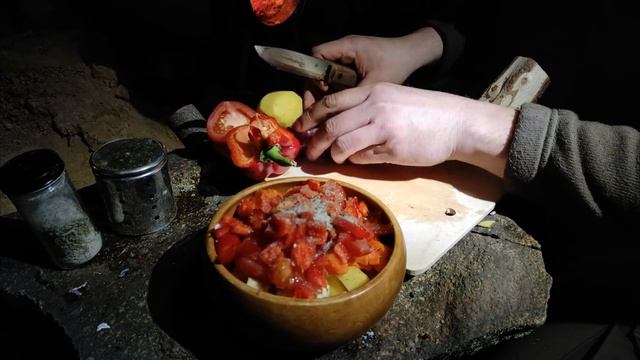 Лесные - идём в каменный дом зимой! в мороз по горам на снегоступах! ночёвка, тайга