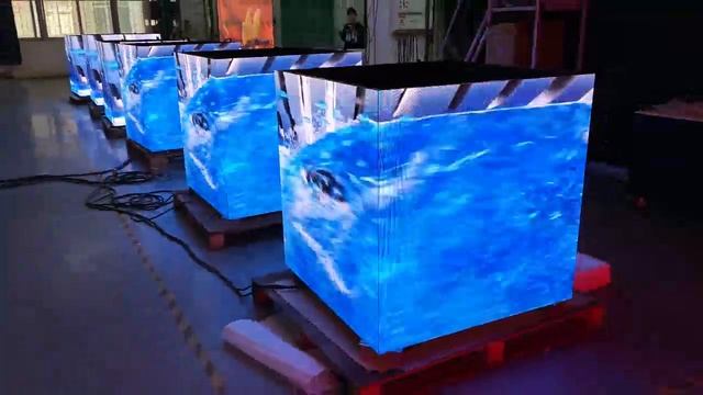 Светодиодный куб с модулями U3-PRO P1.56 мм для красочных инсталляций в искусстве и рекламе