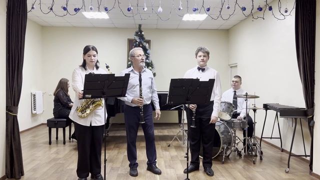 В. Хавлик "Чардаш-свинг", ансамбль "Сапфир"