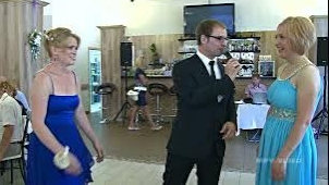 Приколы на свадьбе ~ битва блондинок