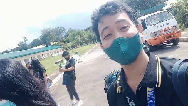 kayanin Ang Buhay..😭😪😅