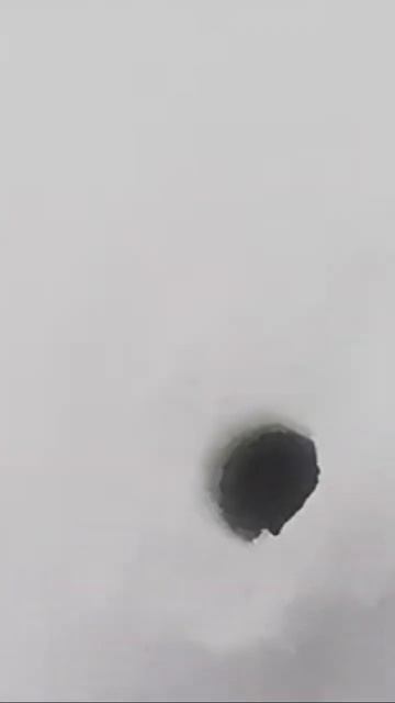 Бешеный жор карася зимой со льда