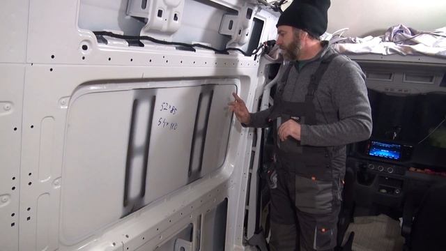 #10 Установка стекла/окна в дом на колёсах VW Crafter 2021