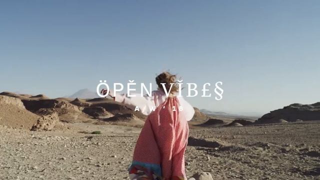 Melissa Open Vibes Collection