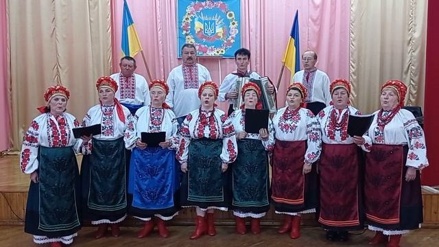 ***УКРАЇНА - ЦЕ НЕБО БЛАКИТНЕ, УКРАЇНА - ЦЕ ЖОВТА ПШЕНИЦЯ...***