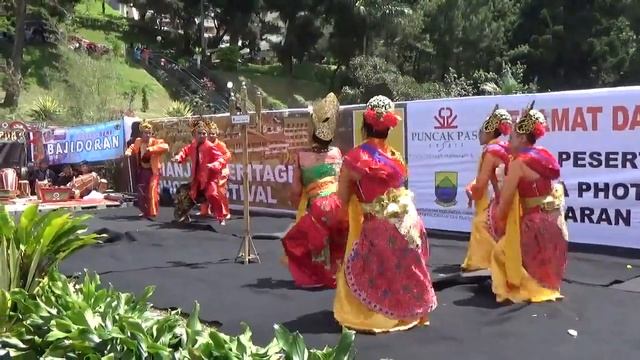 RINGKANG MAKALANGAN. SMKN 1 CIPANAS. TARI SAMBOJA GUGAT diacara cianjur heritage foto festival 2016