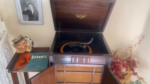 Umbriago - Jimmy Durante, Six Hits and a Miss