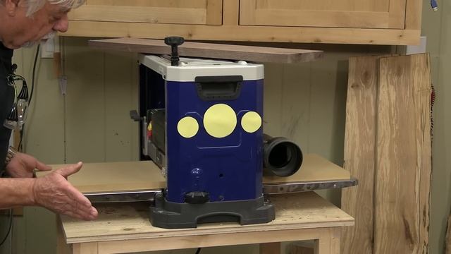Watch This Before Using a Wood Thickness Planer