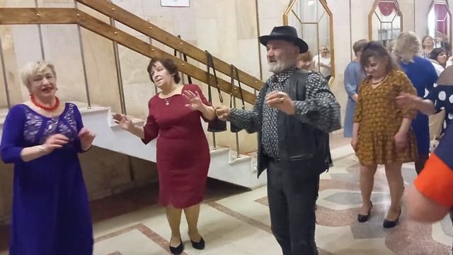 Танцуем... 04.02.24